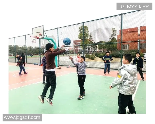 篮球新手必看：轻松掌握团队配合技巧的全面指南