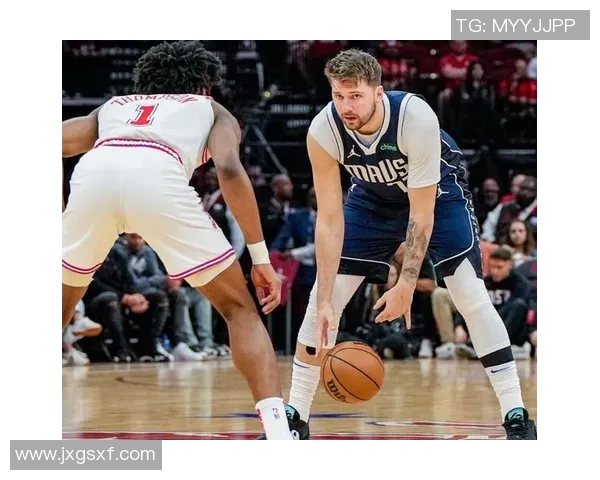 东契奇狂砍73分刷新现役得分纪录独行侠力克太阳终结其11连胜之路